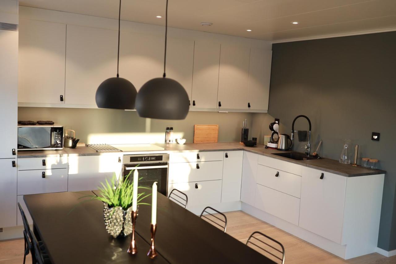 Modern Apartment With Seaview Hammarvika Luaran gambar